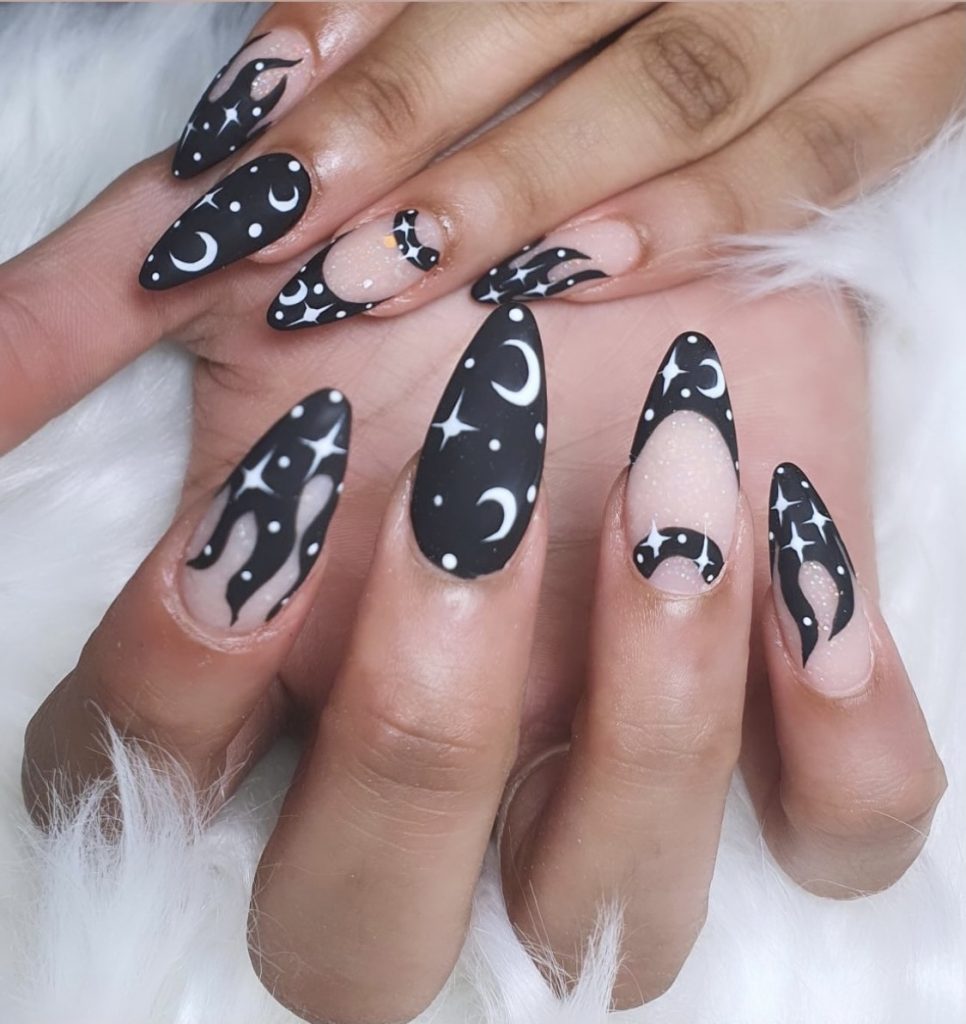 Tipos Diferentes de Formas de Uñas.