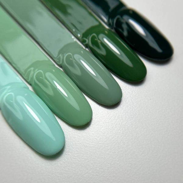 Colores Alisha-Esmaltes Semipermanentes-Colección Green Completa 15ml